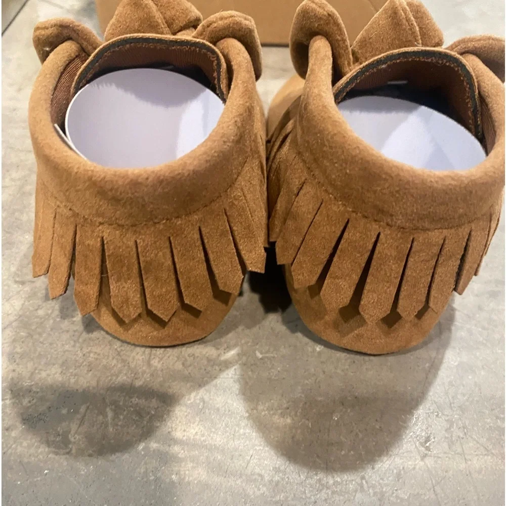 LUCKY BRAND leather soft sole/anti grip baby shoes! Fringe Mocs- cute cozy&comfy